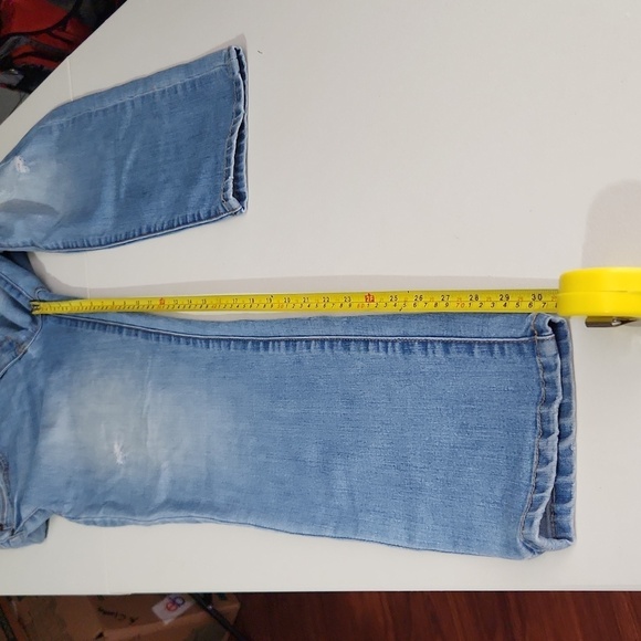 American Rag Womens Jeans Size 11 Short Sistressed Distroyed Fray Ripped Flaw - Picture 13 of 15